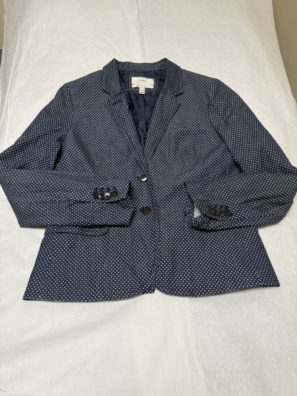J.Crew schoolboy blazer in a navy blue and white polka dot pattern. 🔵 - Picture 2 of 12